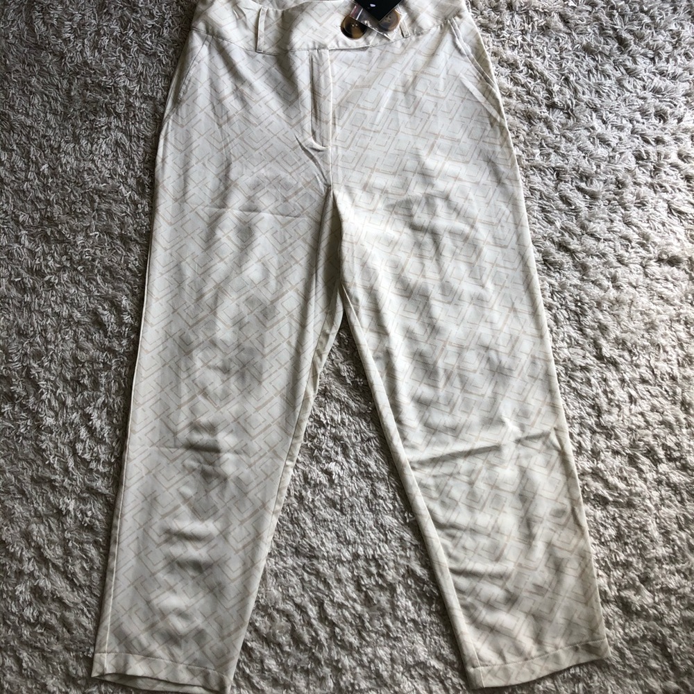 **Never worn** Fashion Nova neutral trousers